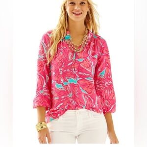Lilly Pulitzer Elsa Silk Top in Flirty Sea Blue/ pink size XSmall